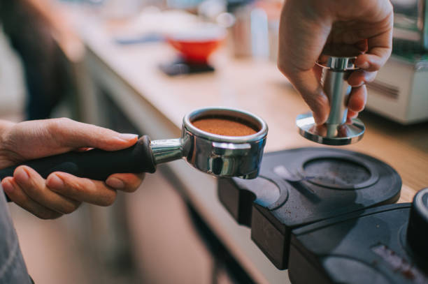 How Does Tamping Work In Harmony With Grind Size And Dosing?